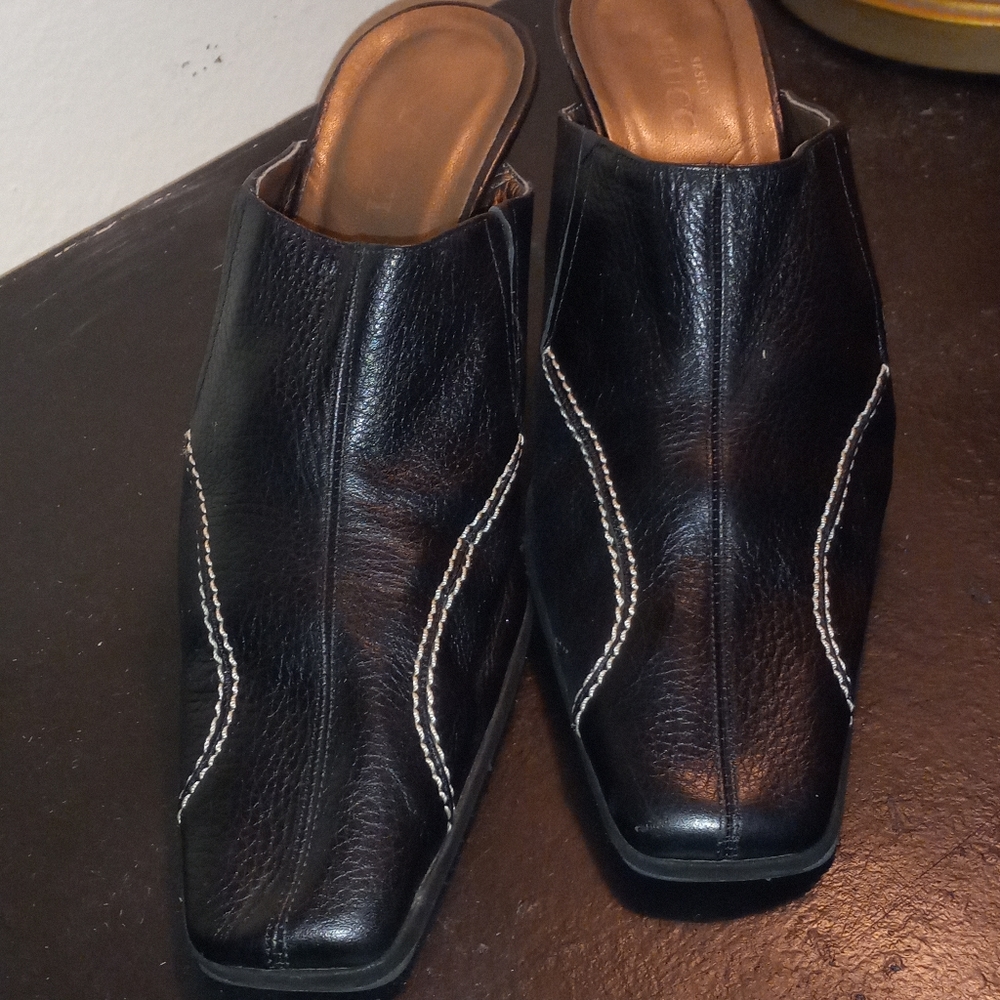 Sesto Meucci  Black Leather Slide Heels